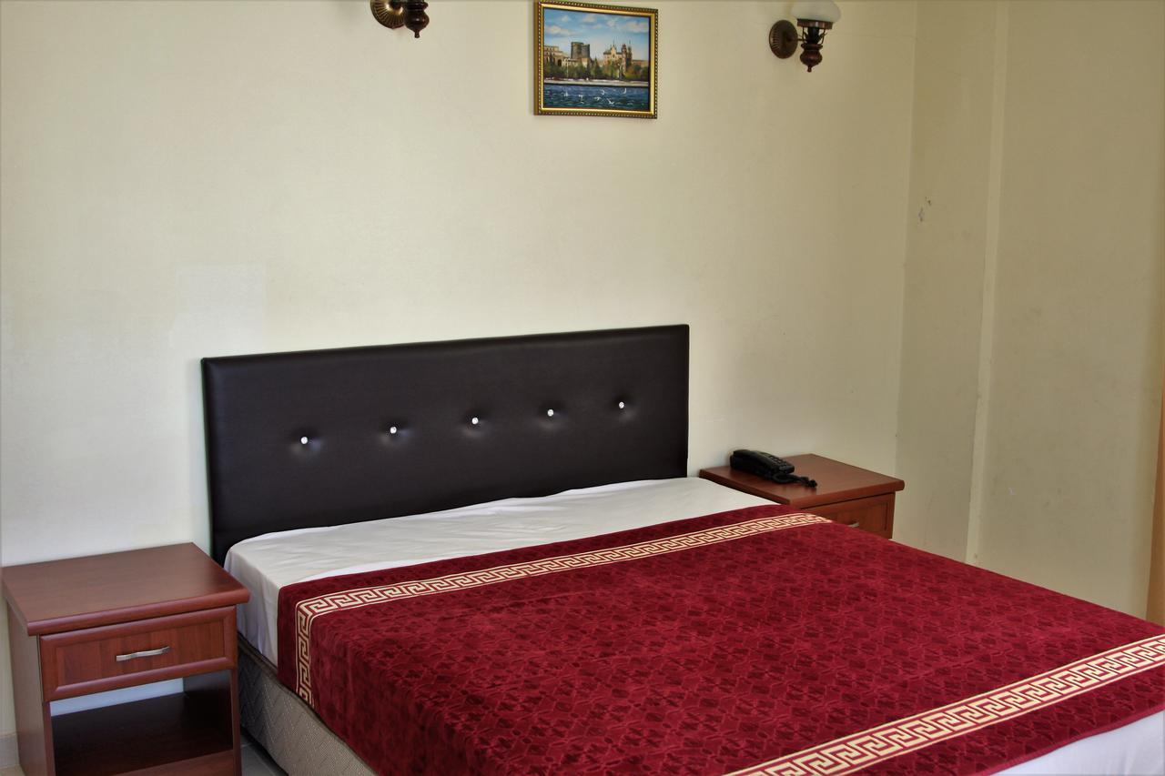 Kasgar Court Hotel Ayia Varvara Exterior foto