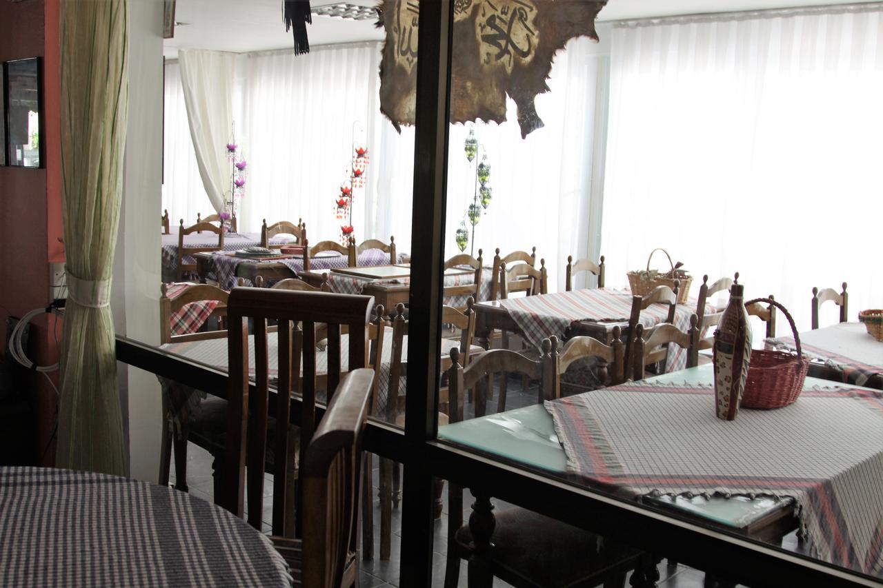 Kasgar Court Hotel Ayia Varvara Exterior foto