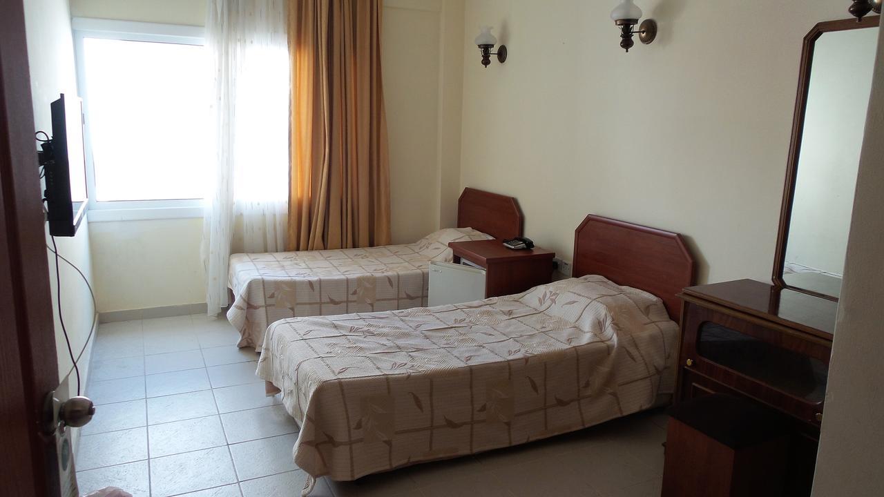 Kasgar Court Hotel Ayia Varvara Exterior foto