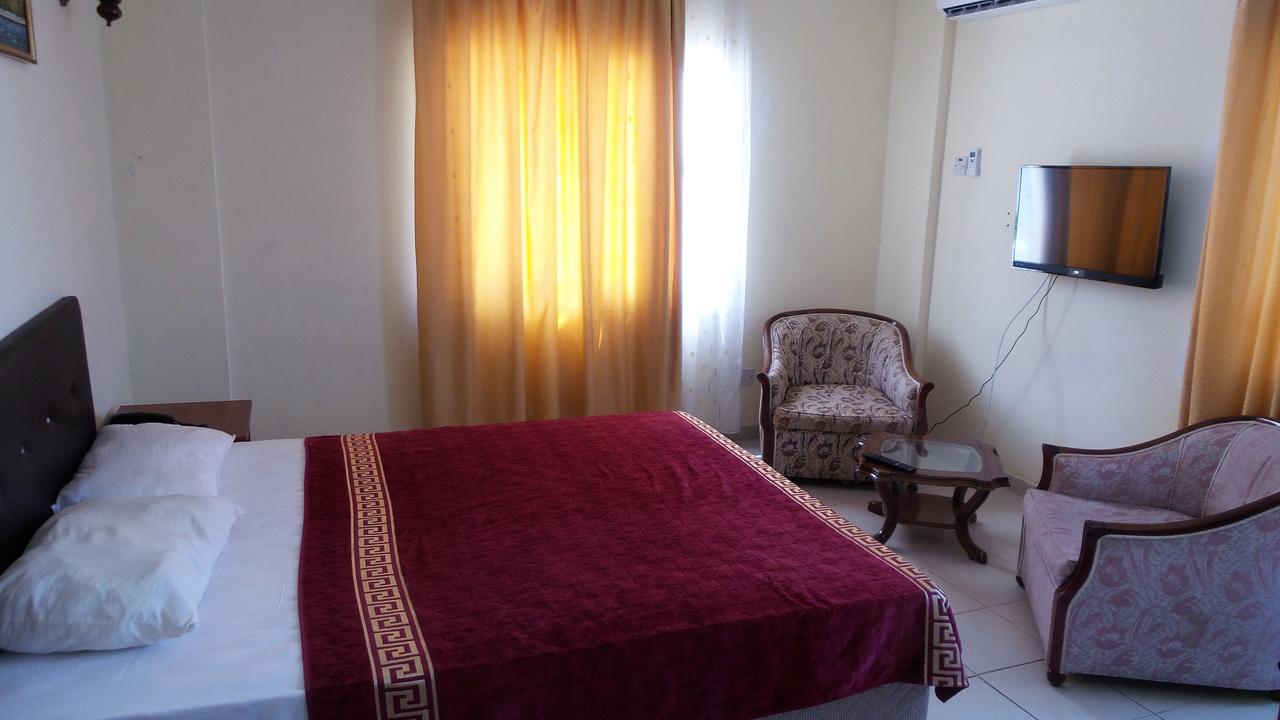 Kasgar Court Hotel Ayia Varvara Exterior foto